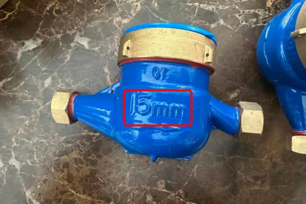 光電直讀水表的價格跟什么因素有關(guān)系？ 圖1